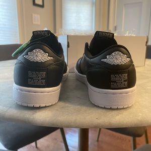 Wmns Air Jordan 1 Low Slip 'Black'